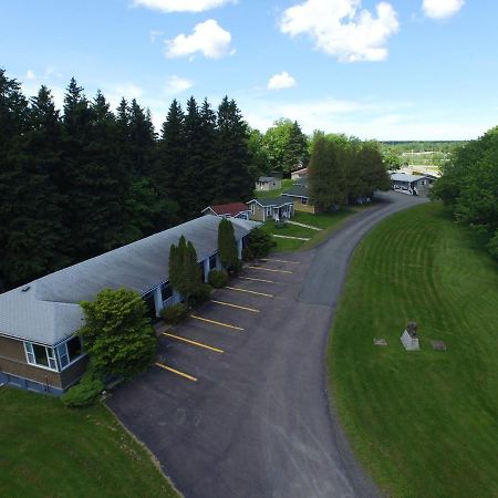 The Lionstone Inn Motel And Cottages Pictou Exterior foto