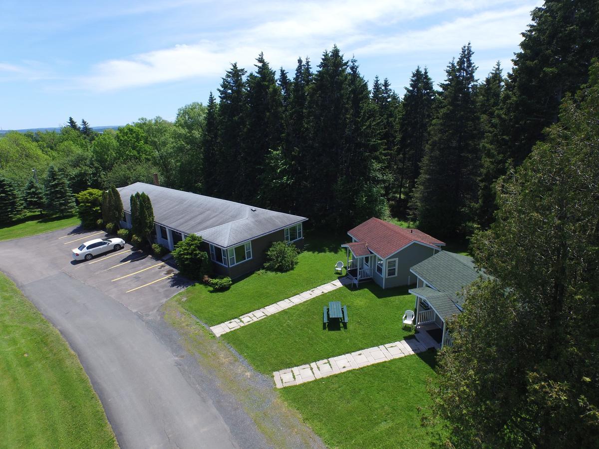 The Lionstone Inn Motel And Cottages Pictou Exterior foto