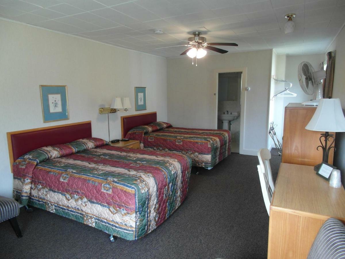 Lionstone Inn Motel & Cottages Pictou Exterior foto